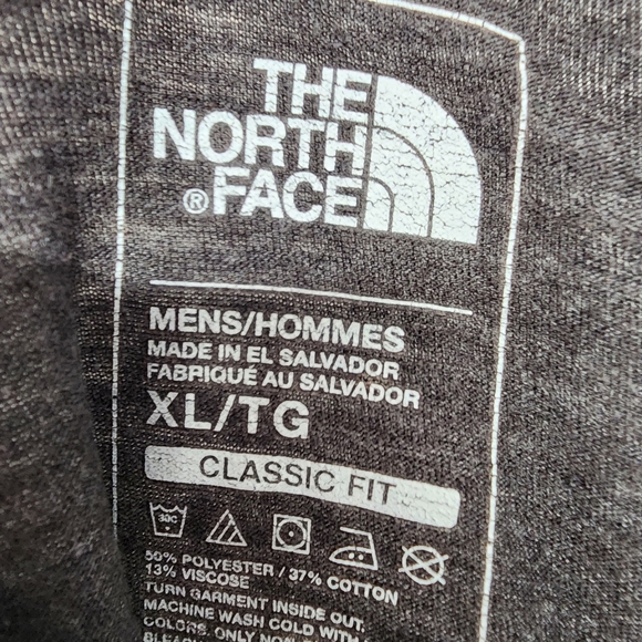 The North Face Tee Shirt. Size XL. - Picture 4 of 4